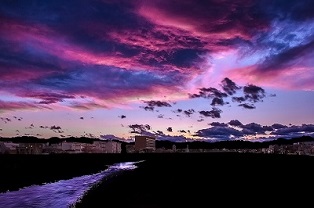 写真:「Red sky at night」