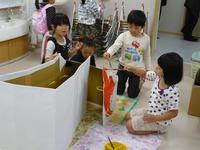 写真2:背景つくりの様子