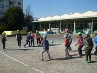 写真：5歳児　ドッチボールの様子1