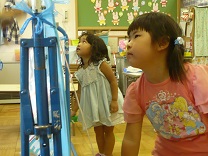 夏祭りくじ引きコーナー写真