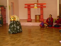 お正月あそびの獅子舞の写真