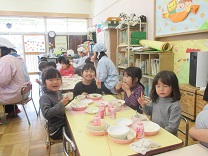 写真：お別れ会食会