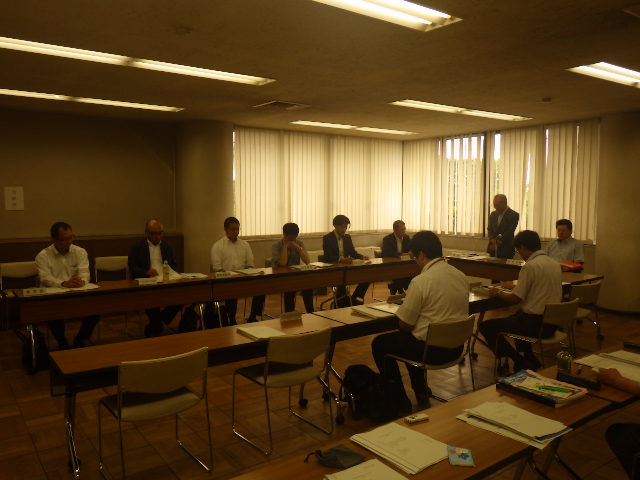 写真:会議の様子