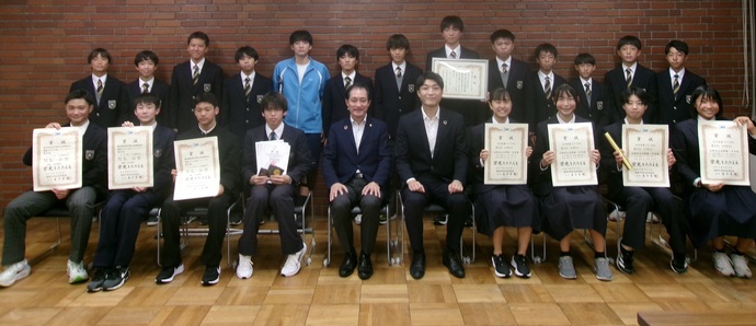 写真:市長表敬訪問の様子