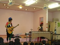 エリクオさんコンサートのオープニングの写真