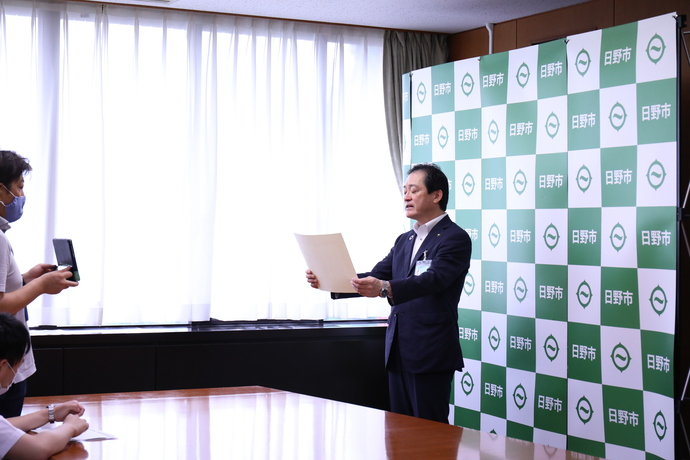 写真:オンライン感謝状贈呈式の様子