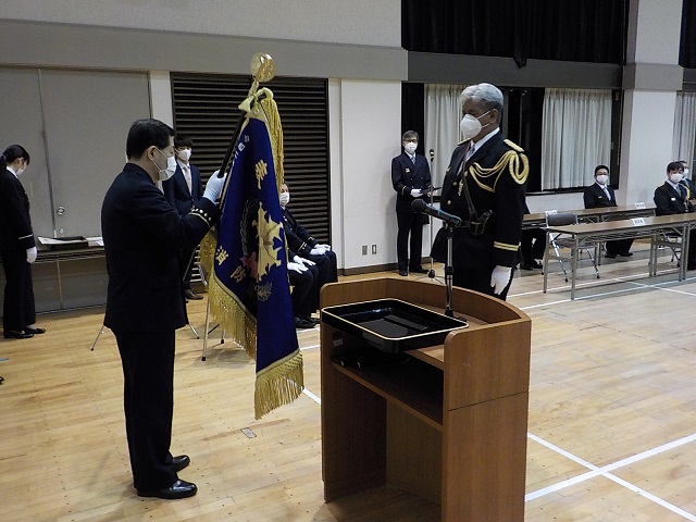 写真:消防総監旗授与