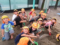 写真：どろんこあそび