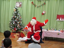 写真：サンタの手品