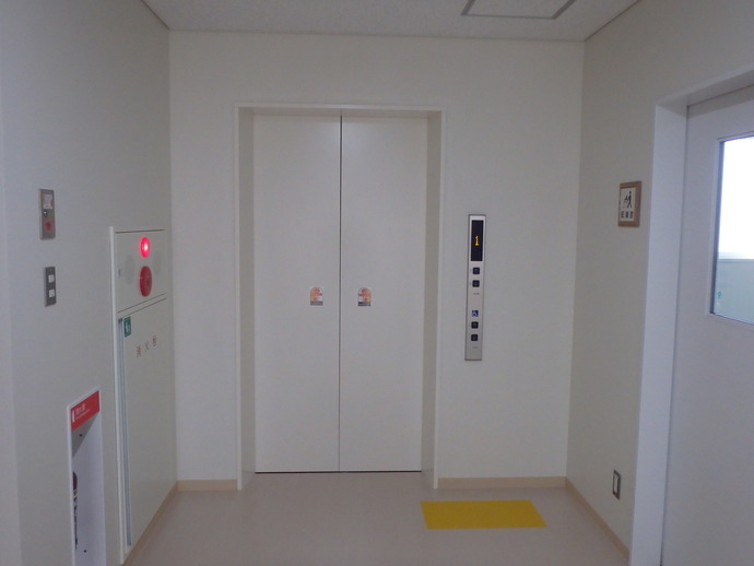 写真:エレベーター