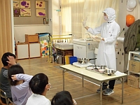 写真:栄養士さんによるデモンストレーションさん