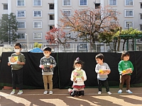 写真:誕生児紹介の様子