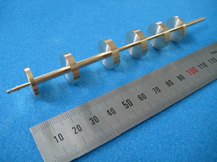 写真：コネクタ部品2