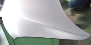 写真：株式会社ユアビジネス 製造後の鉄板