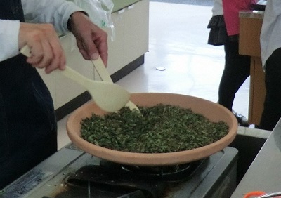 石田散薬作りの写真