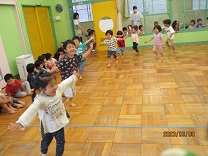 写真：リズムあそび