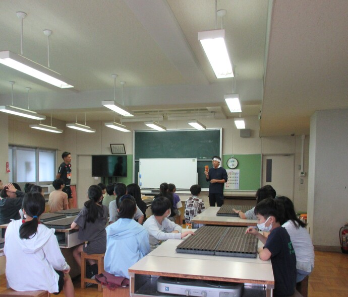 写真:七小総合学習