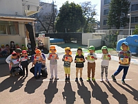 写真:カードのプレゼントをもらったところ