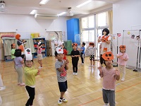 4歳ハロウィンの写真です。