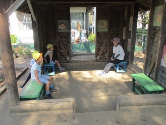 交流会遊ぶ様子の写真