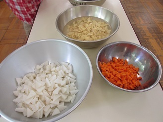 野菜切った様子の写真