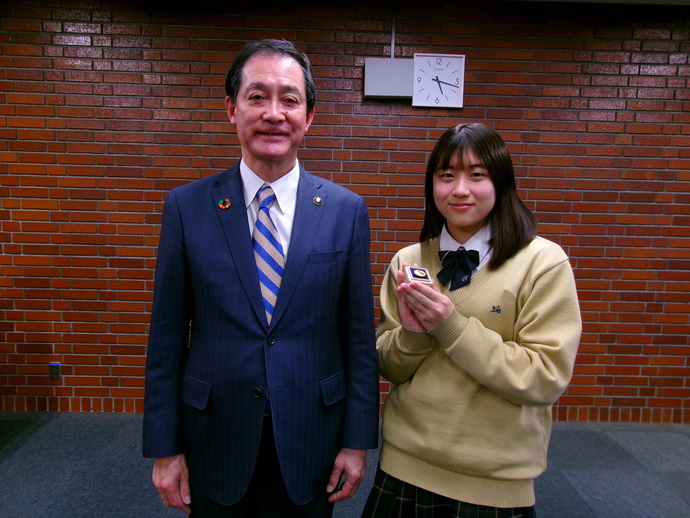 (左から:大坪市長、水谷さん)