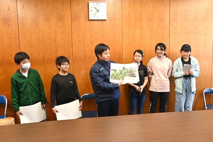 写真:プレゼンの様子