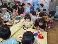 寿司屋さんの様子の写真