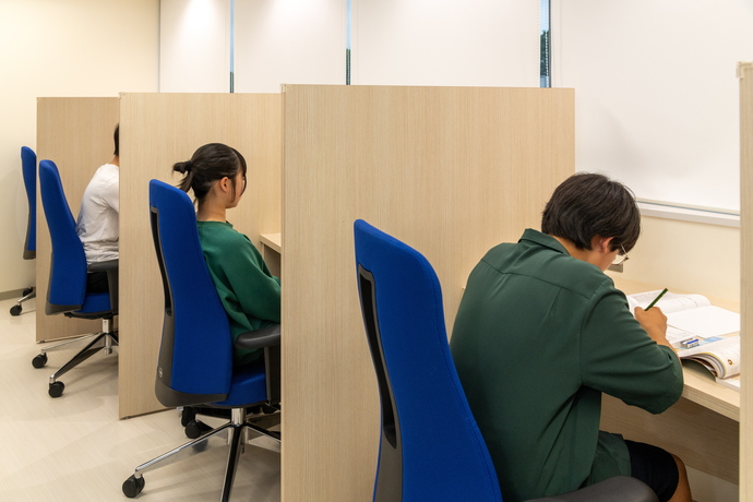 写真:自習スペース