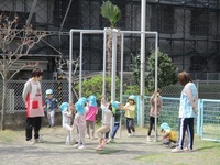 きりん組が遊んでいる様子の写真