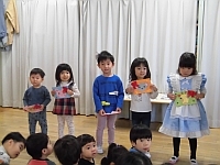 写真:カードをもらったところ