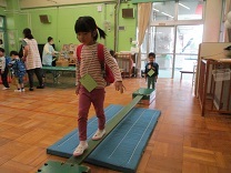 写真：春の遠足一本橋