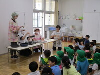 デモンストレーションの様子の写真