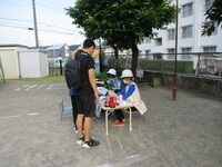 受付の様子の写真