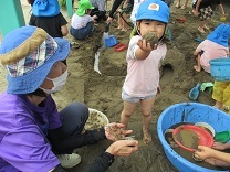 写真：泥んこ遊び4