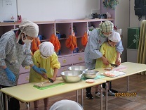 写真：カレーパーティ調理2