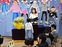 写真:卒園証書授与の様子