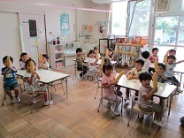 写真：トウモロコシの皮むき6