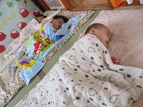 写真：0歳児昼寝1
