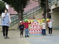 誕生児紹介の写真