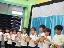 写真：なかよし劇場4歳児8