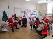 写真：2歳児さんプレゼント