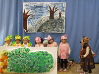 てぶくろを演じている様子の写真