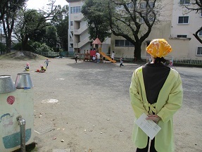 乳児クラス保育参観の様子の写真