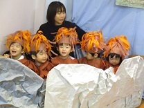 トロル役の子供の写真