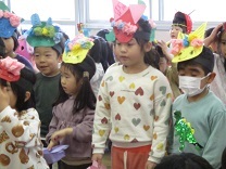 4歳児鬼のお面の写真