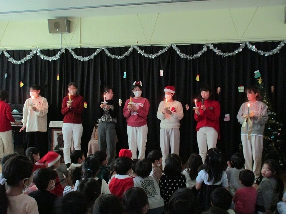 キャンドルサービスの様子の写真