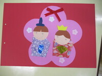 2歳児の作ったお雛様の写真