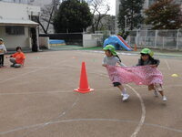 写真:デカパン競争の様子