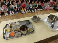 写真:デモンストレーションが始まる様子